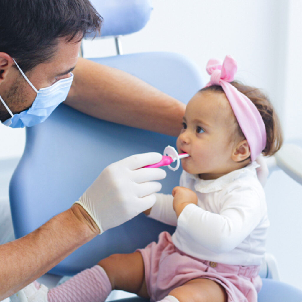 Portare il bambino dal dentista ad 1 anno, perché?